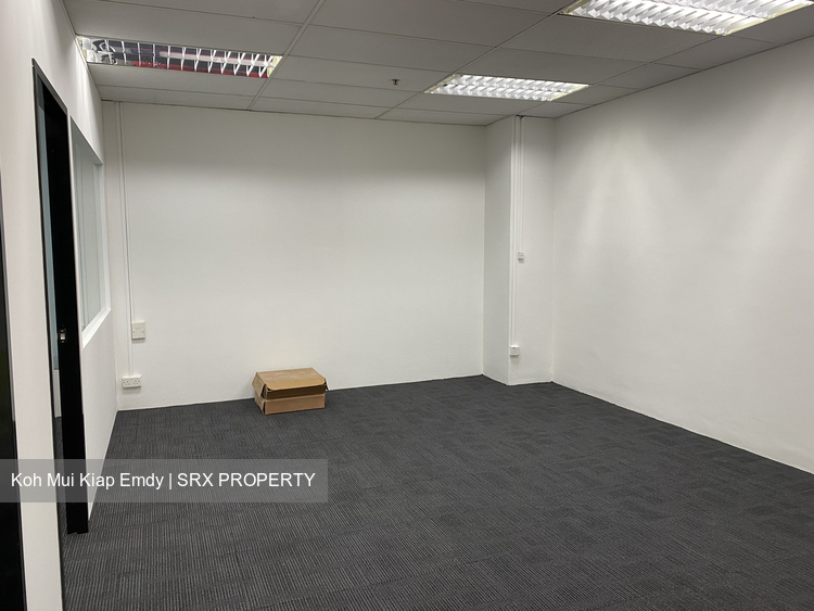 Parklane Shopping Mall (D7), Office #299879941
